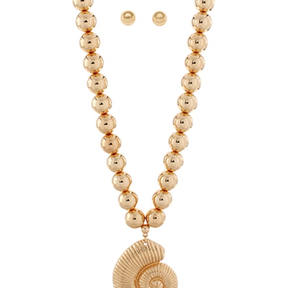 Seashell Shape & CCB Ball Necklace - Picture 2 of 2
